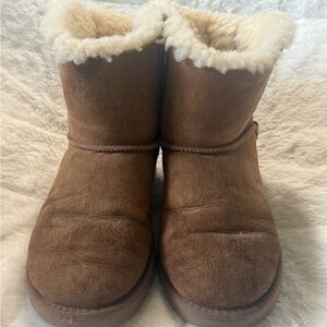 UGG Chestnut Boots with Plush White Lining